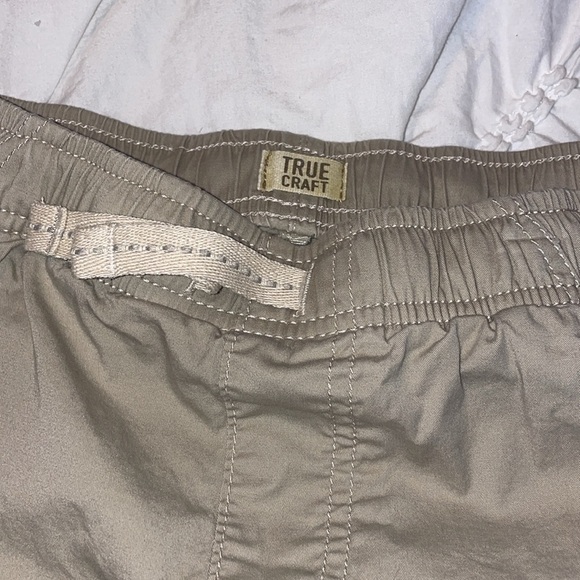 EUC - boys medium 10/12 - True Craft - elastic waist khaki shorts - Picture 2 of 8